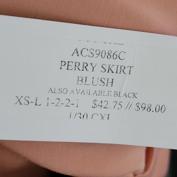New ASTR the Label Perry Skirt Blush Size S - Picture 9 of 11